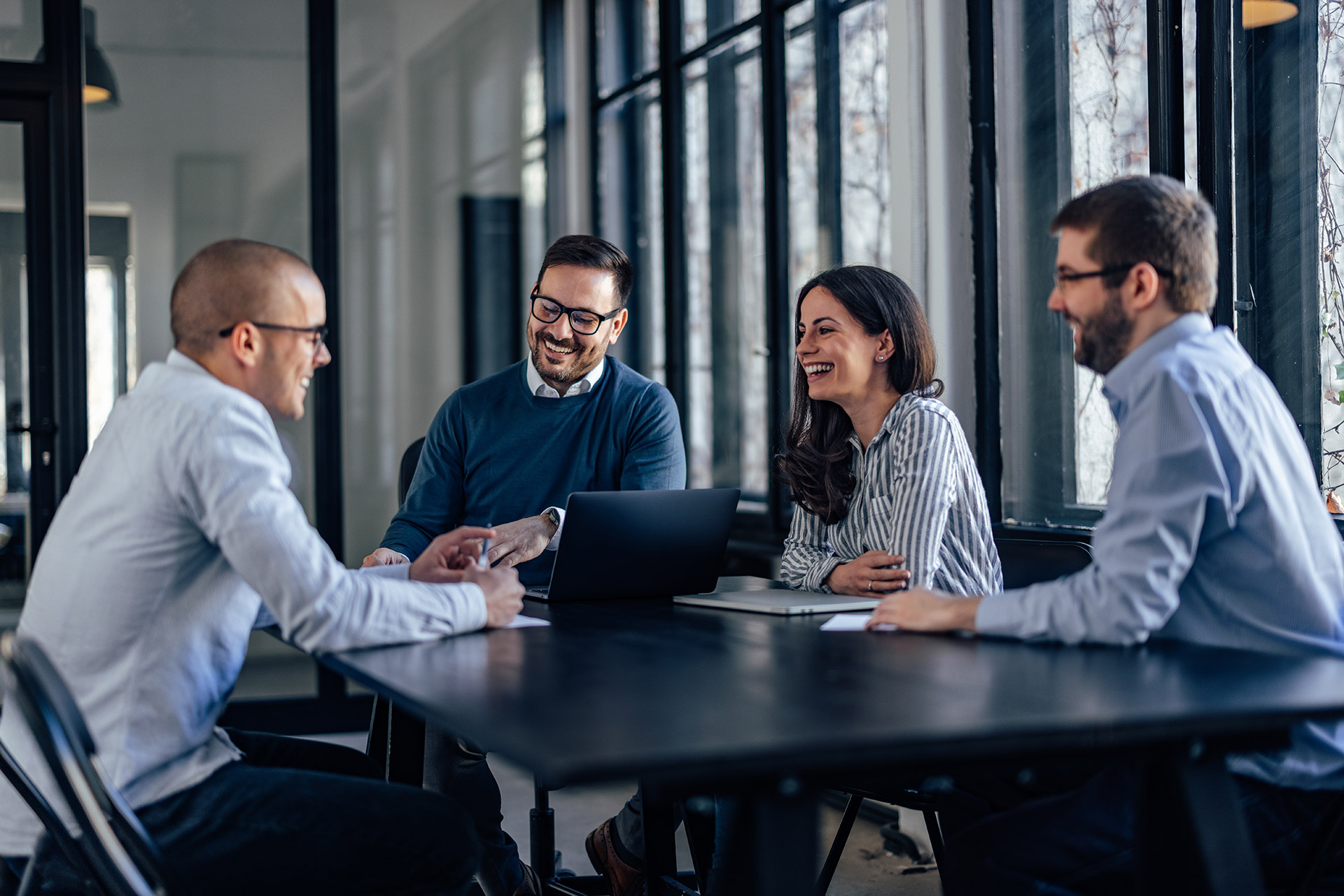 it consultants meeting together about a client