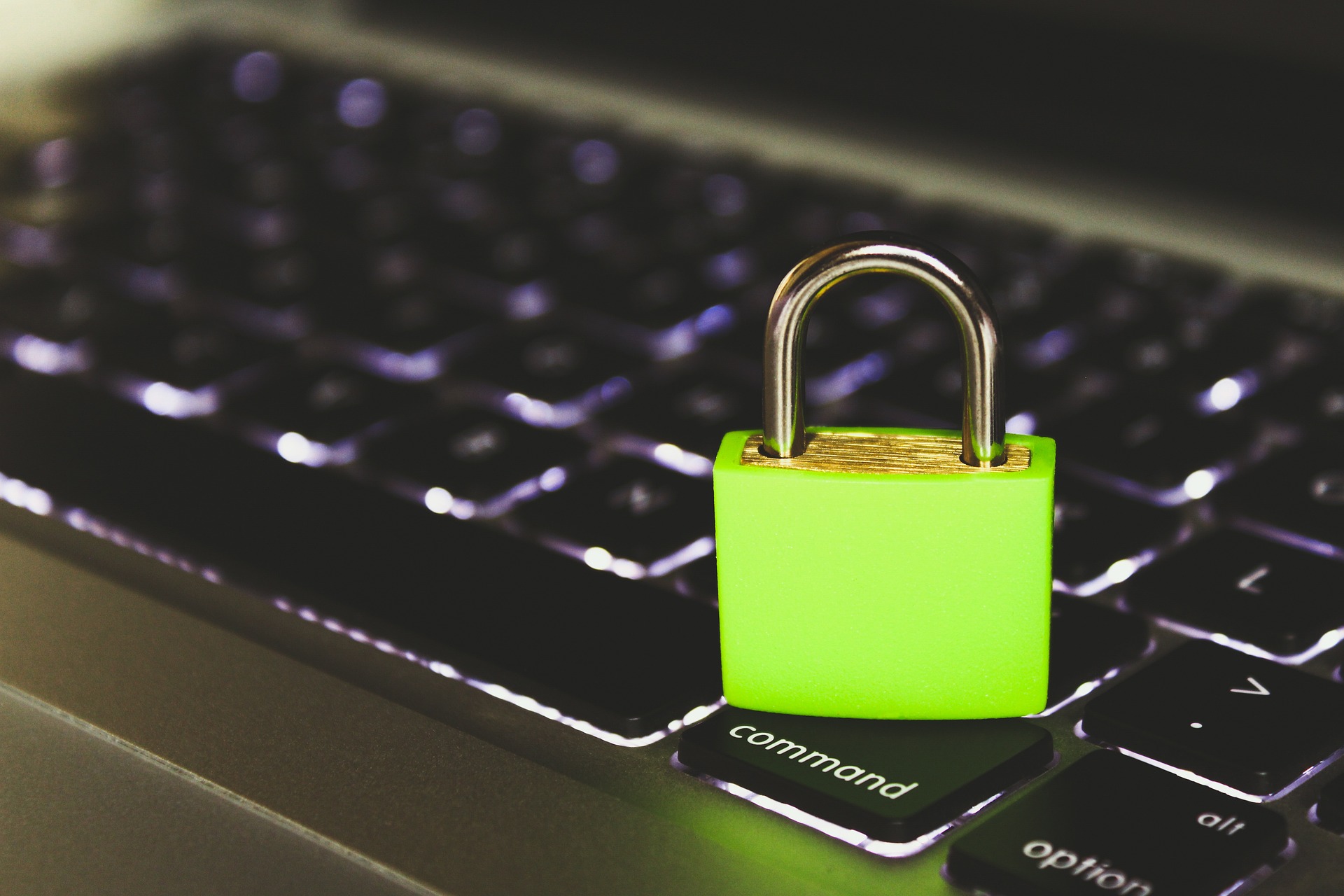 What Cybersecurity Attack Trends Should You Watch Out For? 2 Key cybersecurity attack trends businesses should watch out for