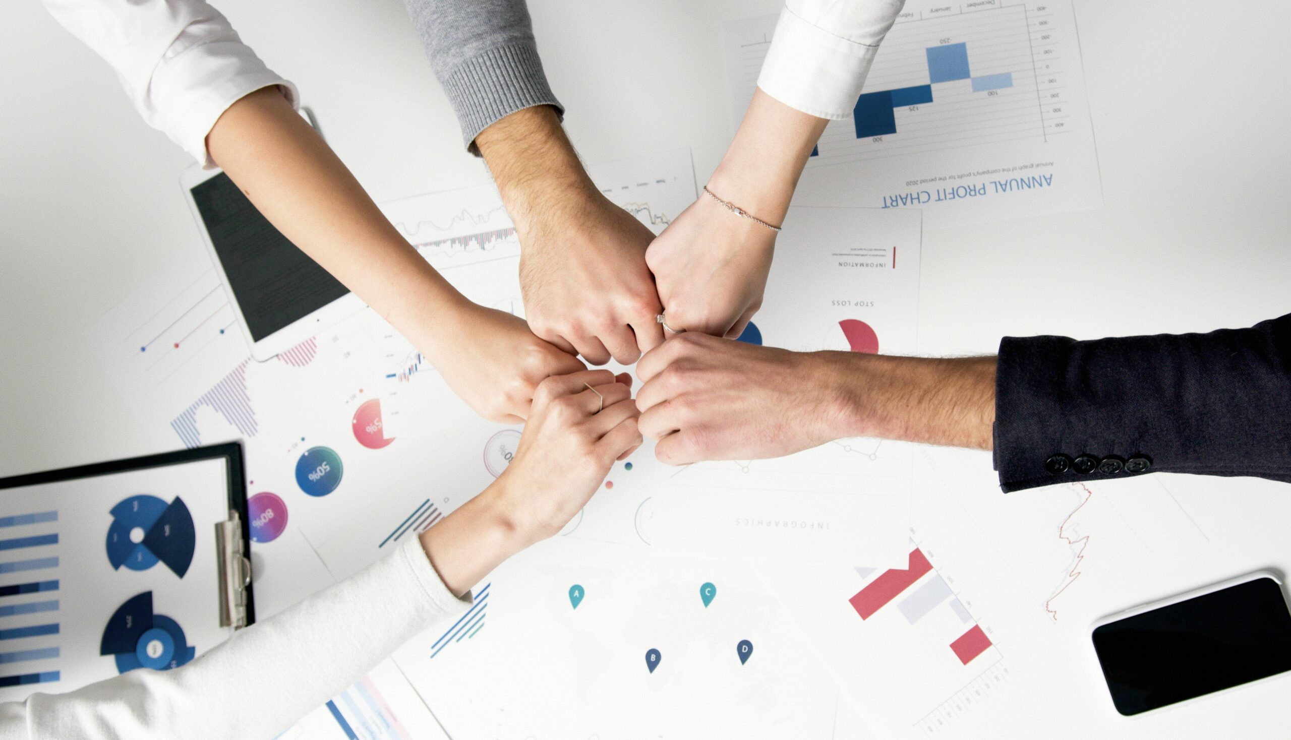 How Smart IT Boosts Employee Morale and Keeps Your Best People 2 Smart IT improving employee morale at work