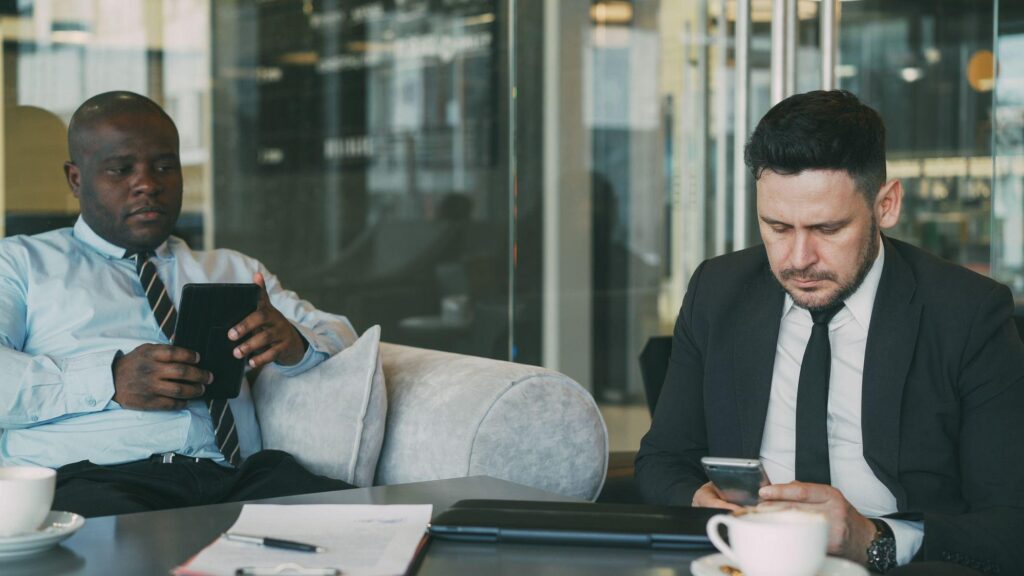 Why Your Guest Wi-Fi Should Be Separate From Your Business Network 2 Separate guest Wi-Fi for business: visitor devices isolated from the office network